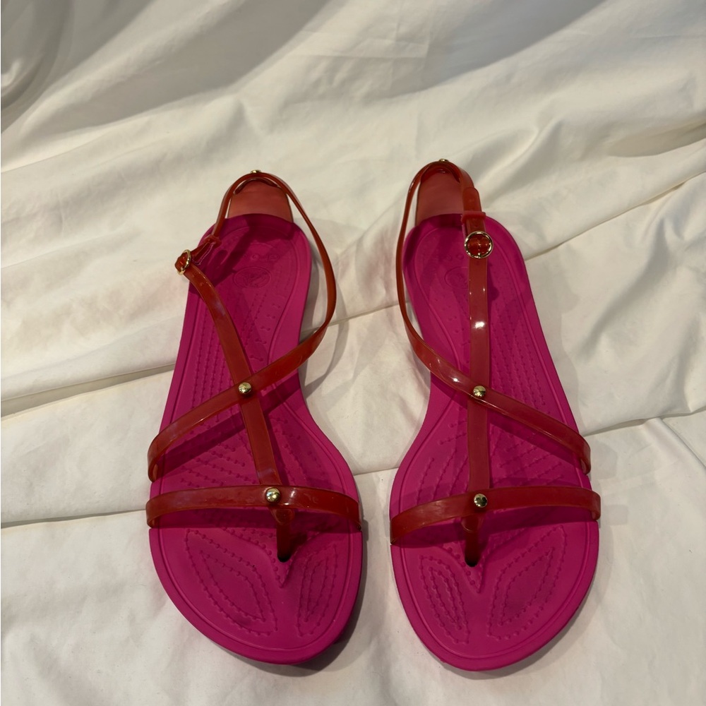 Crocs Crisscross Strappy Sandal Women’s 9